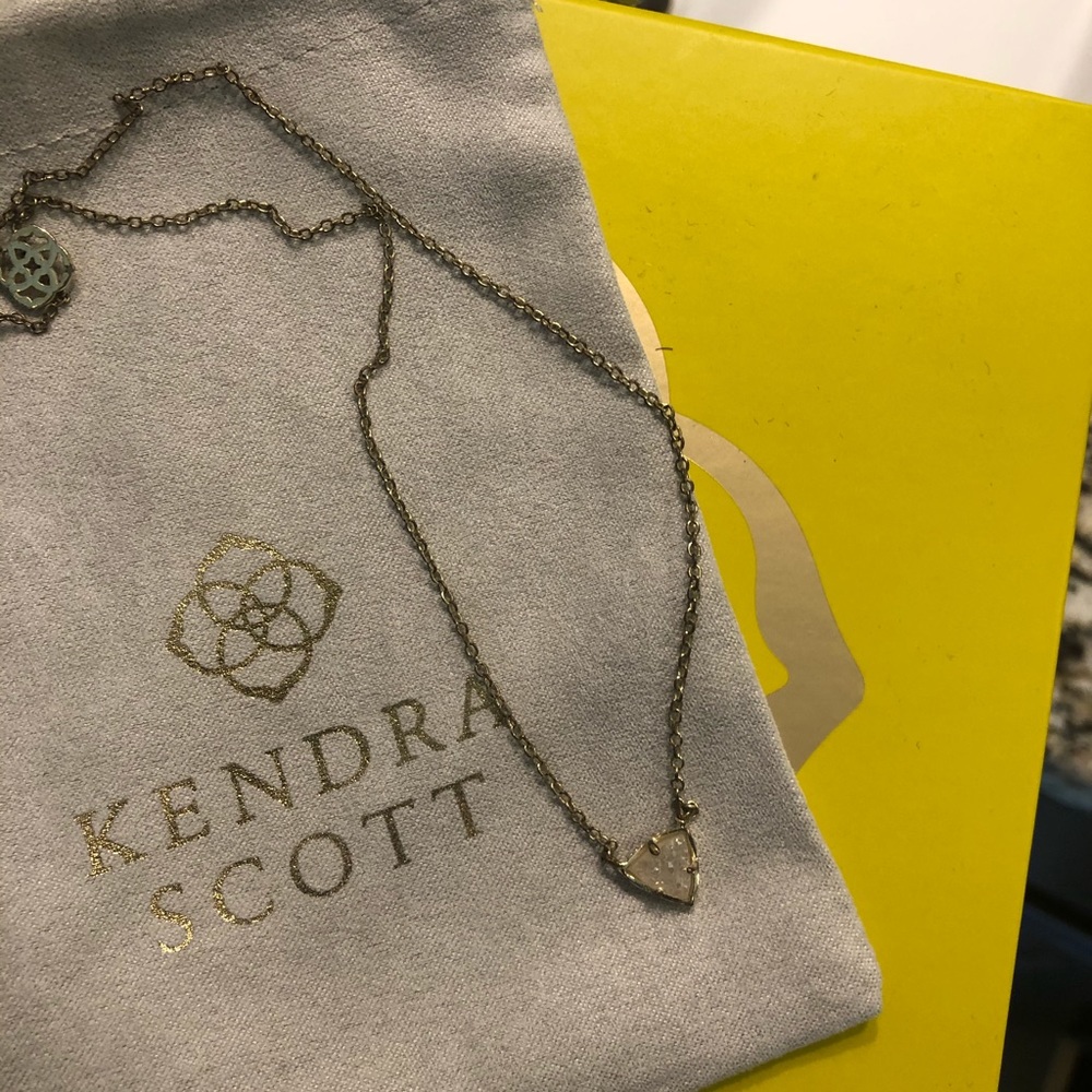 Kendra Scott Necklace